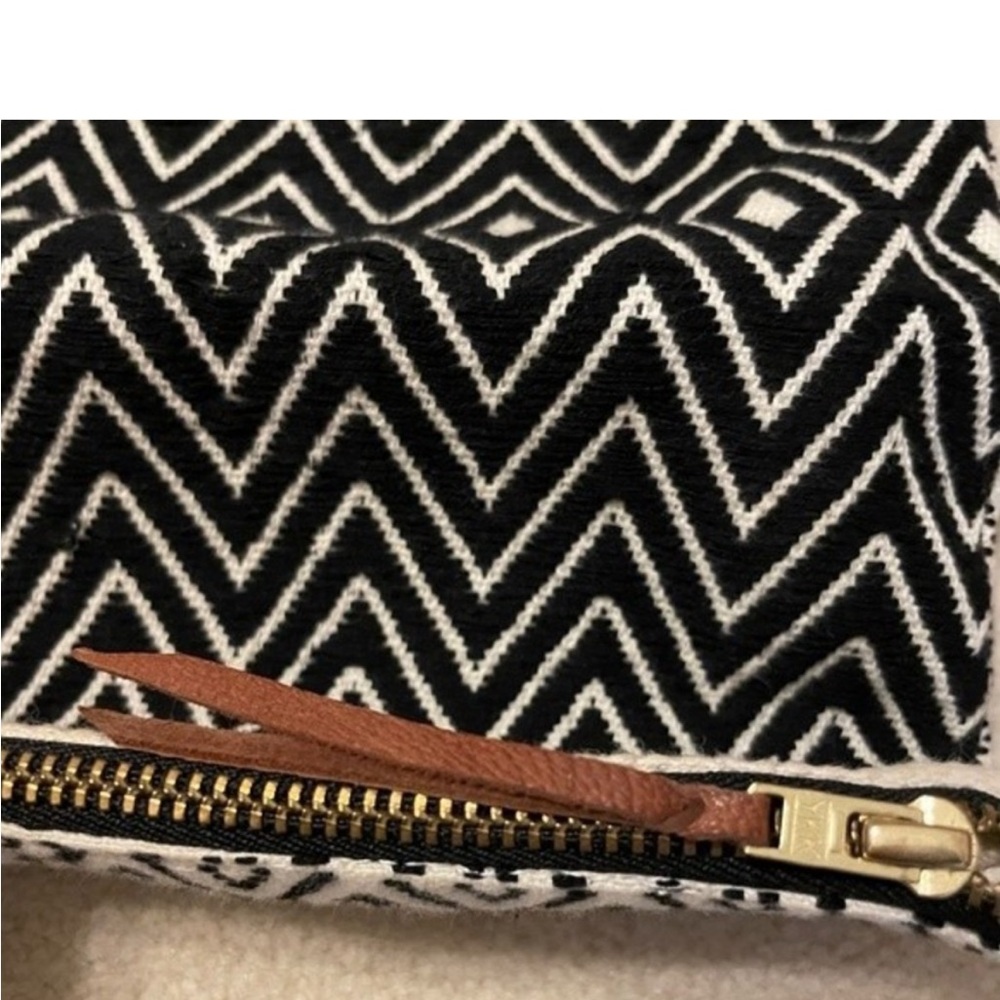 Tribe Alive Cotton Brocade Reversible Clutch Zigzag Diamond Pattern - Picture 7 of 9